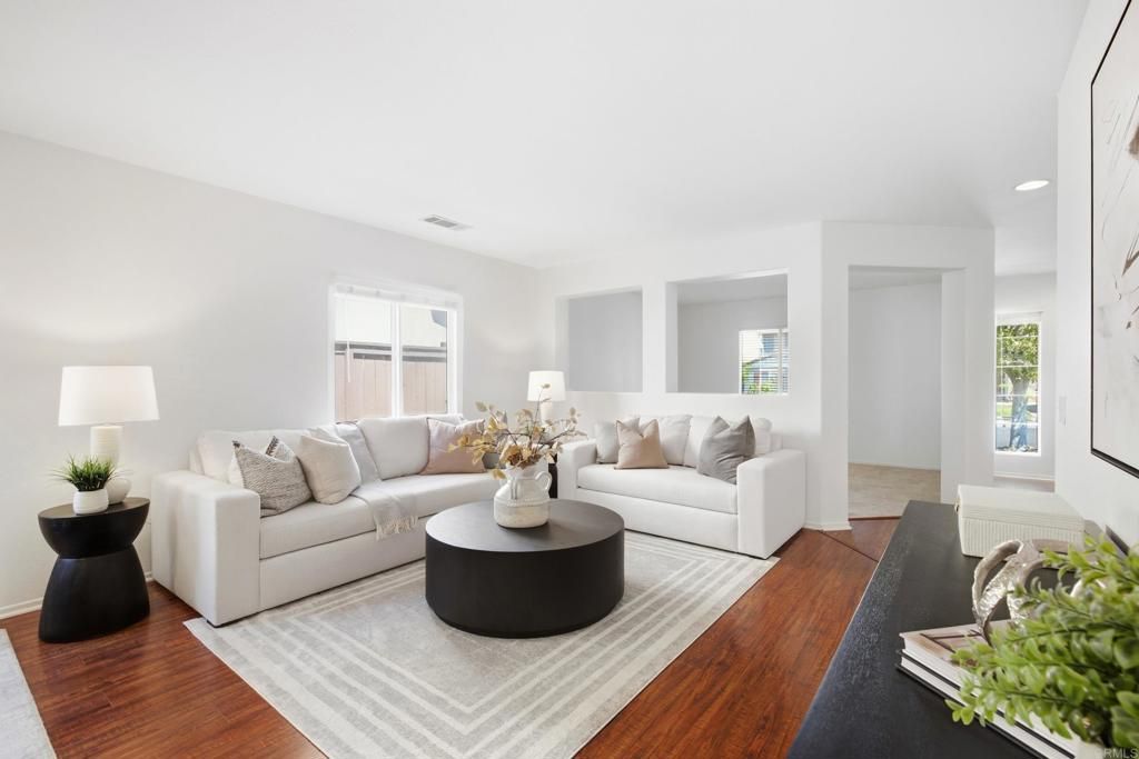 1009 Longfellow Court, Oceanside, CA 92057 — photo 4