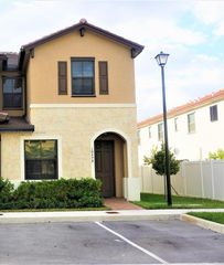 10498 W 33rd Way, Hialeah, FL 33018