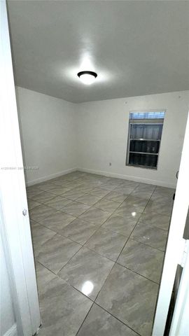 6195 W 18th Ave G109, Hialeah, FL 33012