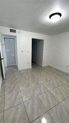 6195 W 18th Ave G109, Hialeah, FL 33012