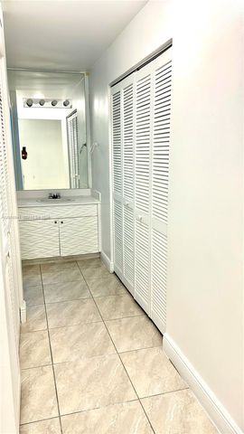 6195 W 18th Ave G109, Hialeah, FL 33012