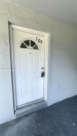 6195 W 18th Ave G109, Hialeah, FL 33012
