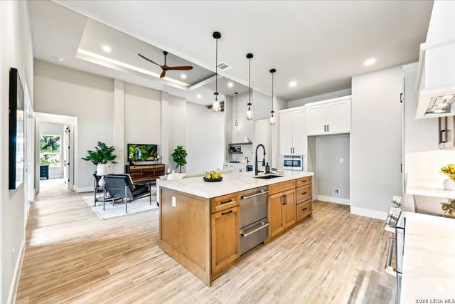 22114 Touring Lane, San Antonio, TX 78257
