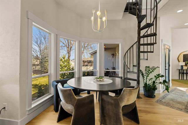 578 W Sly Fox, Meridian, ID 83646