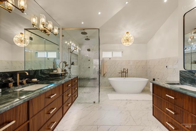 578 W Sly Fox, Meridian, ID 83646