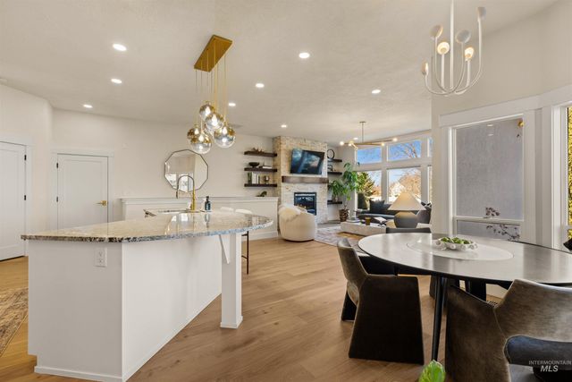 578 W Sly Fox, Meridian, ID 83646