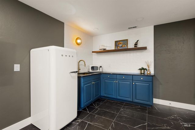 578 W Sly Fox, Meridian, ID 83646