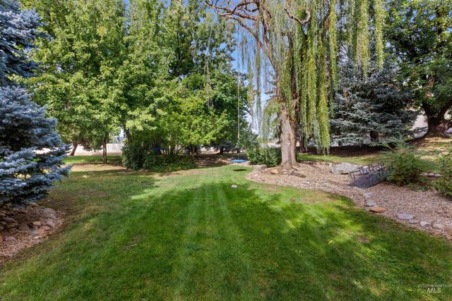 578 W Sly Fox, Meridian, ID 83646