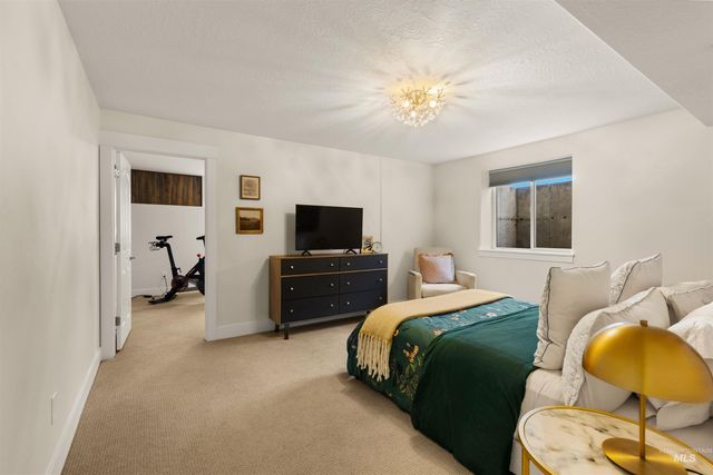 578 W Sly Fox, Meridian, ID 83646