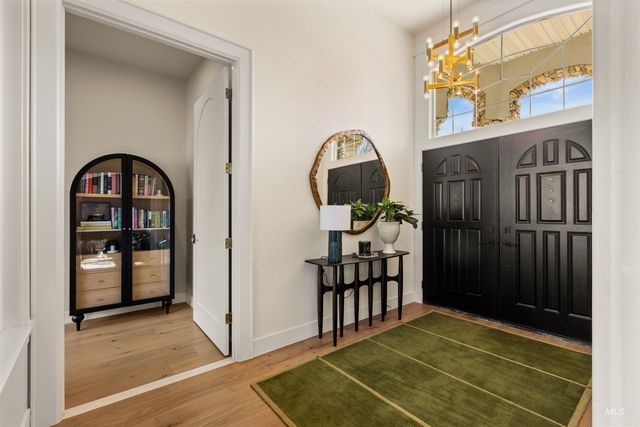 578 W Sly Fox, Meridian, ID 83646