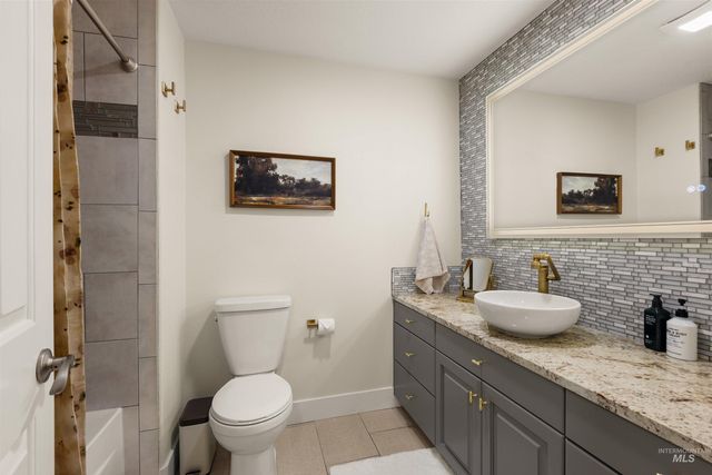 578 W Sly Fox, Meridian, ID 83646