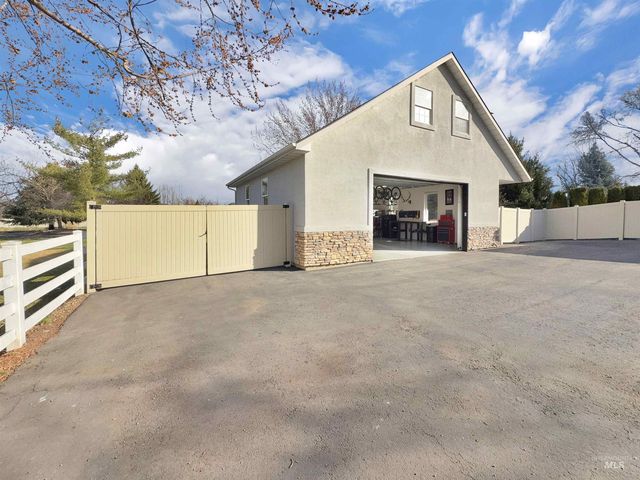 578 W Sly Fox, Meridian, ID 83646