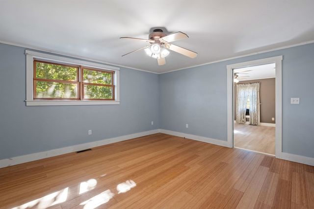 5887 VT Route 5 S, Newbury, VT 05051