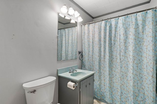 5887 VT Route 5 S, Newbury, VT 05051