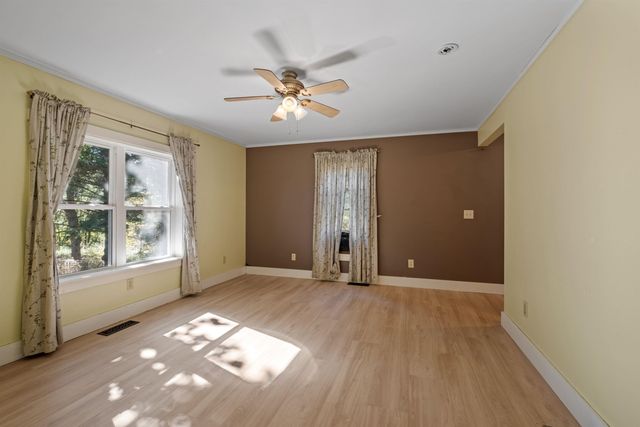 5887 VT Route 5 S, Newbury, VT 05051