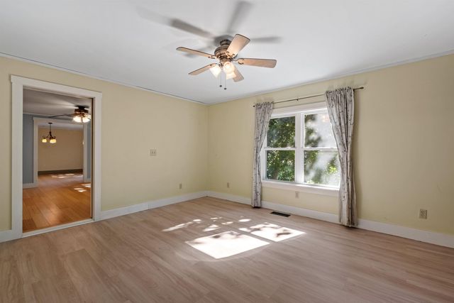 5887 VT Route 5 S, Newbury, VT 05051