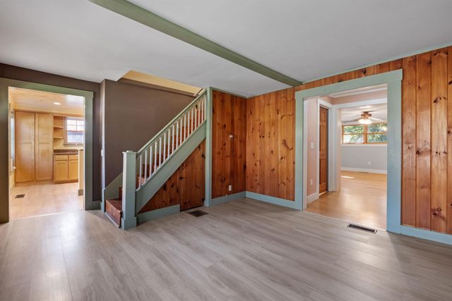 5887 VT Route 5 S, Newbury, VT 05051