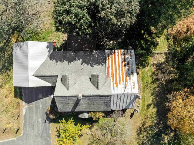 5887 VT Route 5 S, Newbury, VT 05051