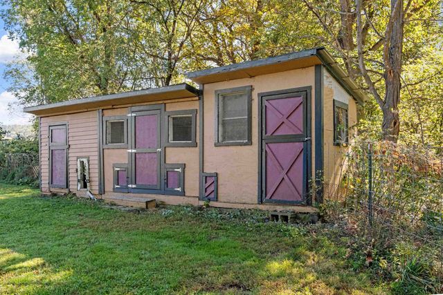 5887 VT Route 5 S, Newbury, VT 05051