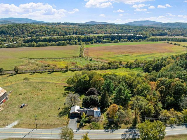 5887 VT Route 5 S, Newbury, VT 05051