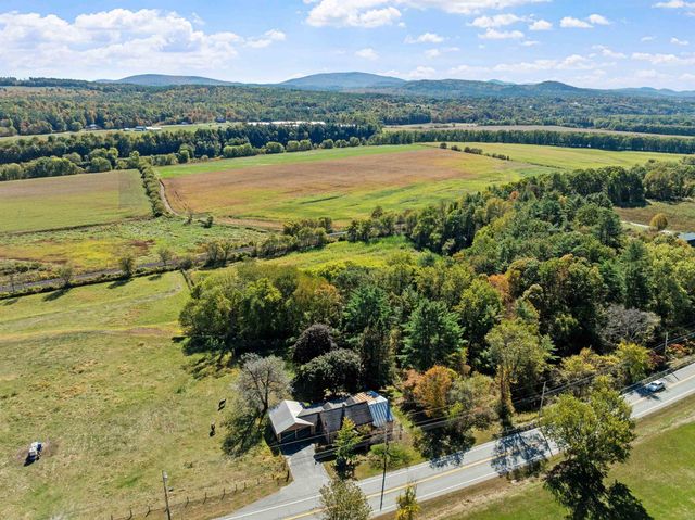 5887 VT Route 5 S, Newbury, VT 05051