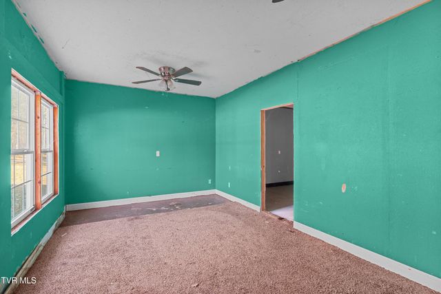 1930 W Robbins Road, Robbins, TN 37852