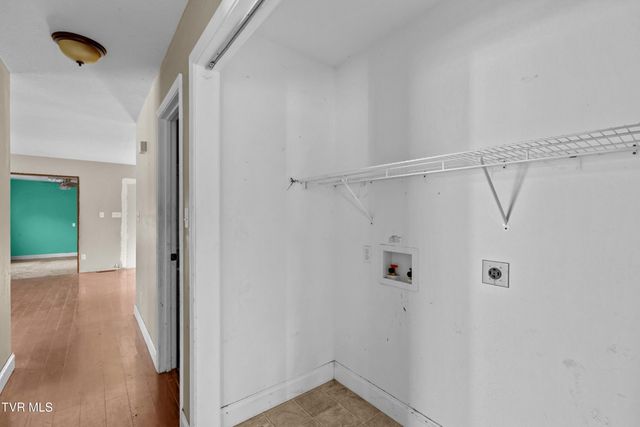 1930 W Robbins Road, Robbins, TN 37852