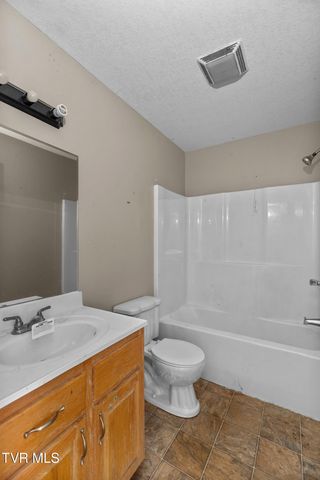 1930 W Robbins Road, Robbins, TN 37852