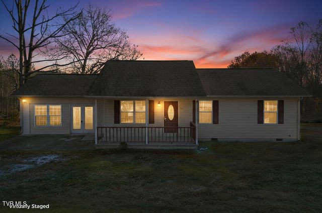 1930 W Robbins Road, Robbins, TN 37852