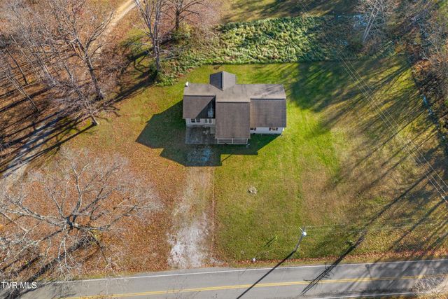 1930 W Robbins Road, Robbins, TN 37852