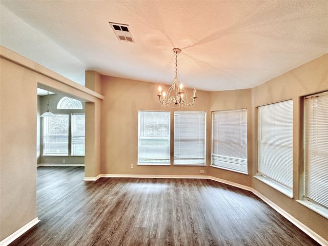202 Main Street, Fresno, TX 77545