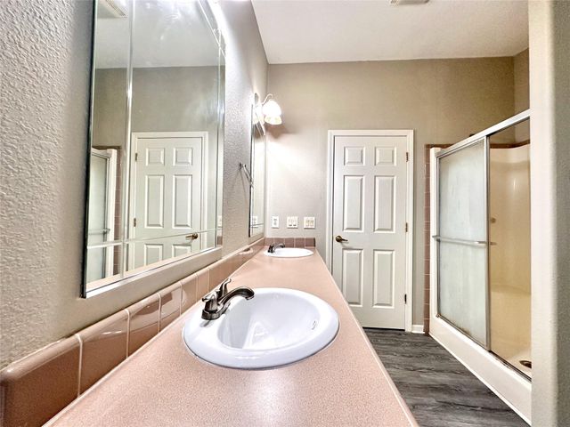 202 Main Street, Fresno, TX 77545