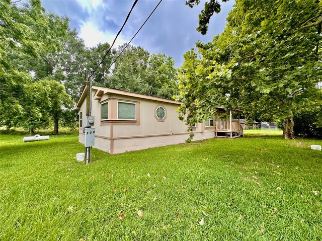 202 Main Street, Fresno, TX 77545