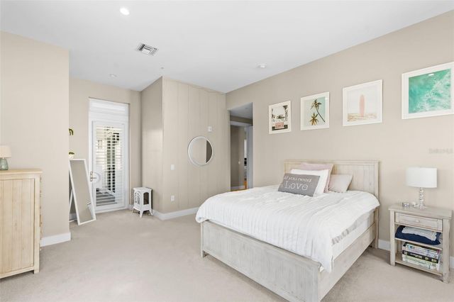 91 DAVIS BOULEVARD 204, Tampa, FL 33606