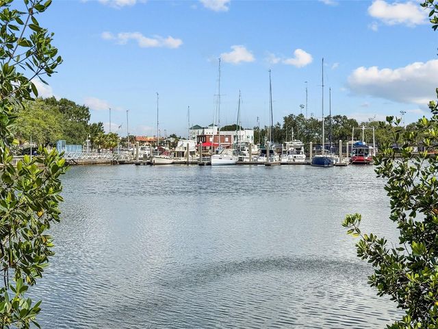 91 DAVIS BOULEVARD 204, Tampa, FL 33606