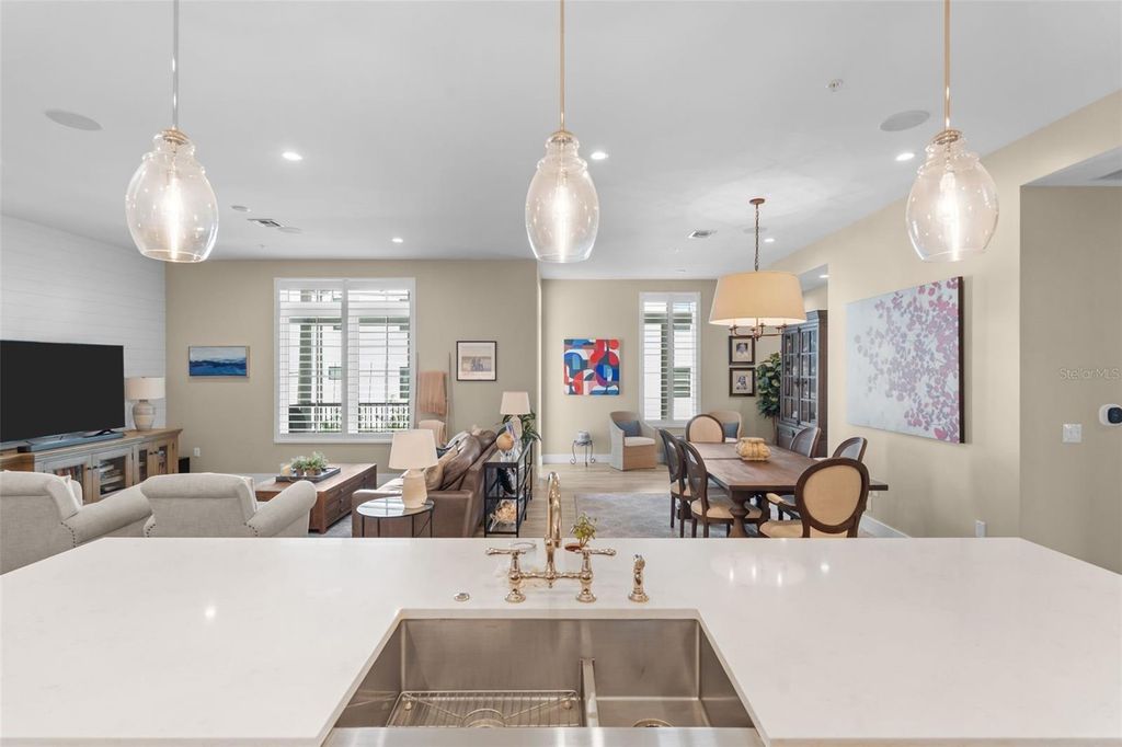 Image 22 of property listing at 91 DAVIS BOULEVARD 204, Tampa, FL 33606