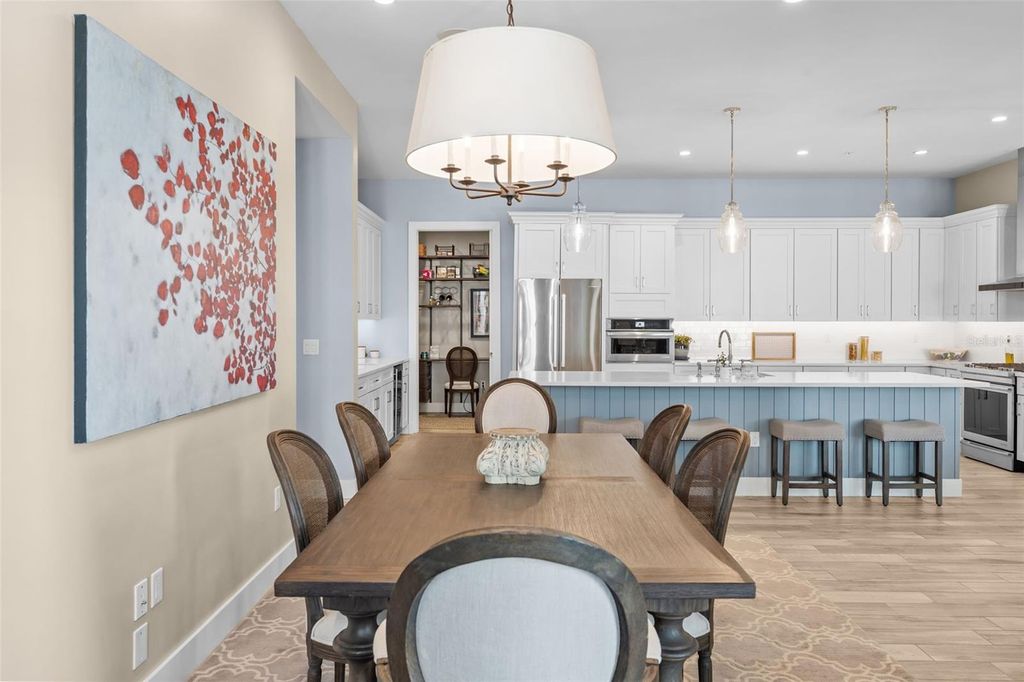 Image 24 of property listing at 91 DAVIS BOULEVARD 204, Tampa, FL 33606
