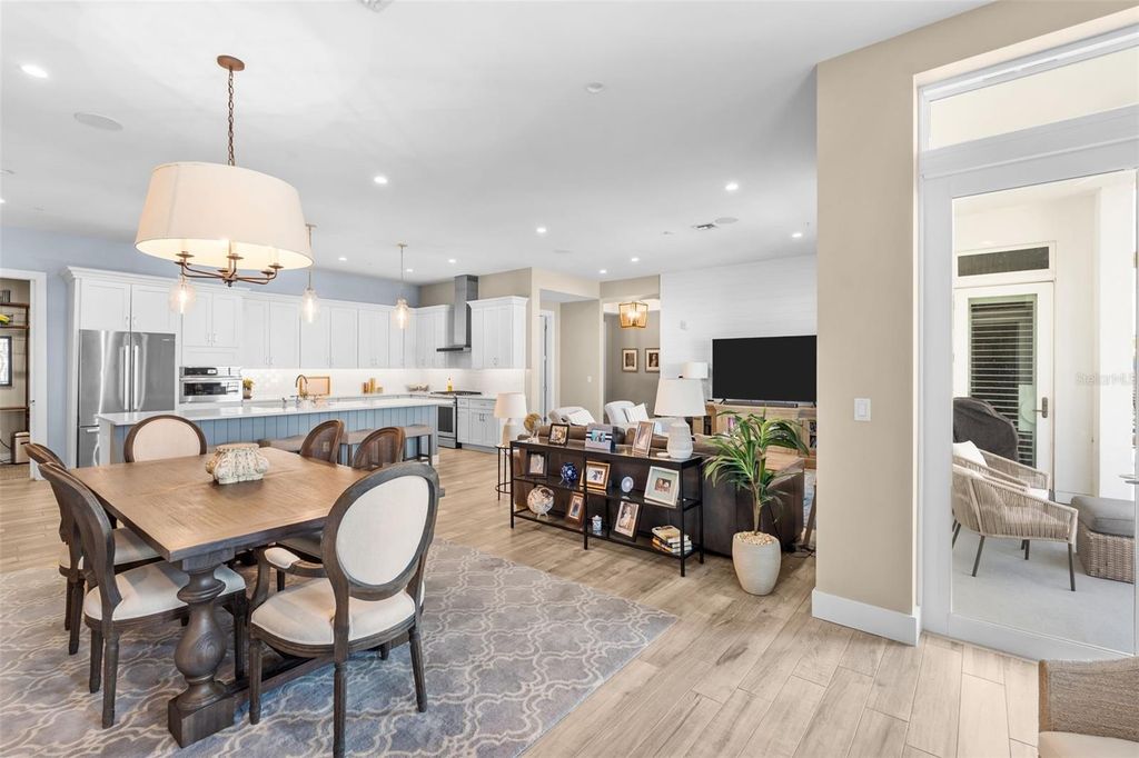 Image 25 of property listing at 91 DAVIS BOULEVARD 204, Tampa, FL 33606