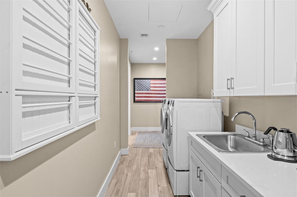 Image 29 of property listing at 91 DAVIS BOULEVARD 204, Tampa, FL 33606