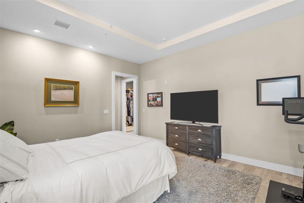 Image 32 of property listing at 91 DAVIS BOULEVARD 204, Tampa, FL 33606