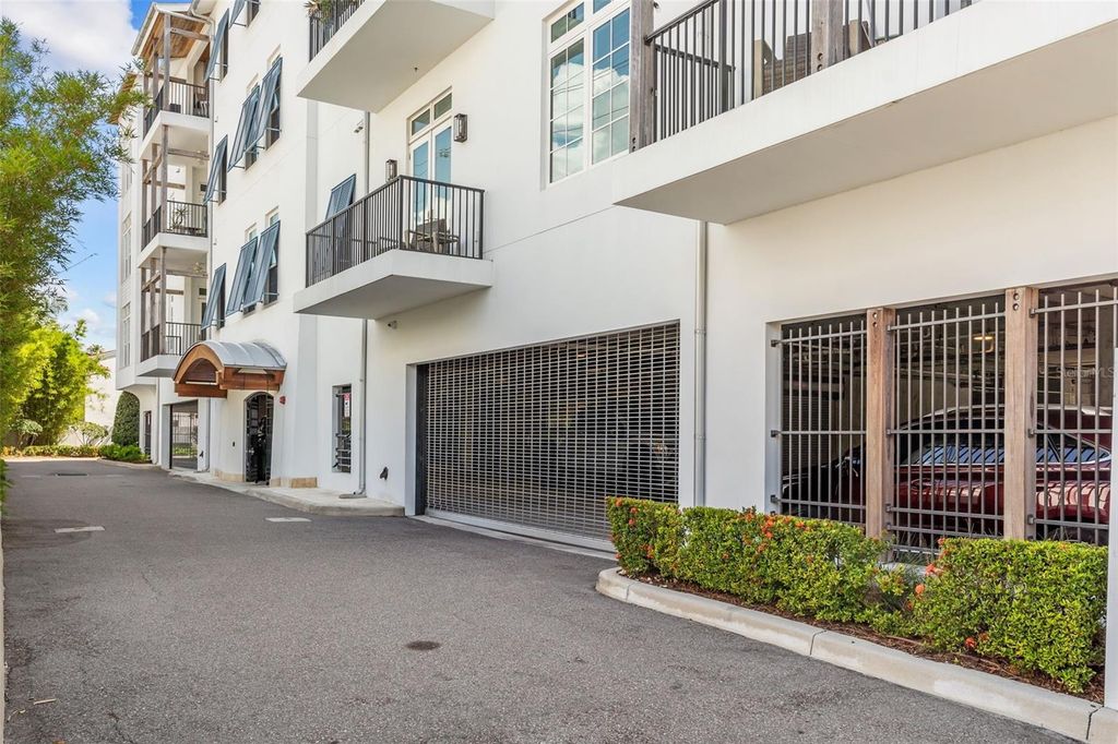 Image 51 of property listing at 91 DAVIS BOULEVARD 204, Tampa, FL 33606