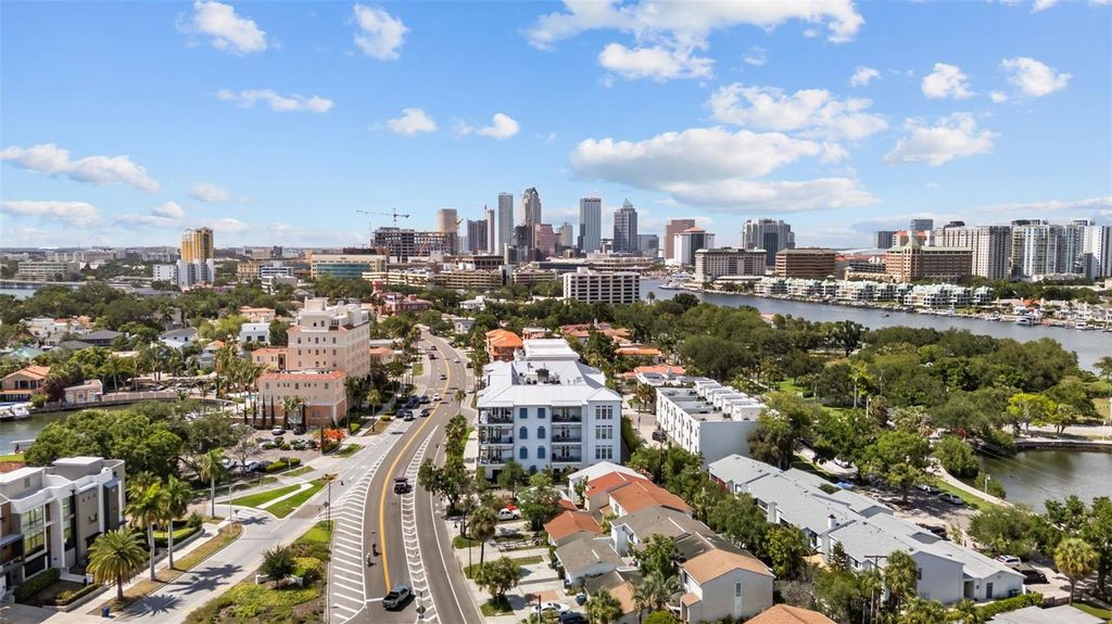 Image 58 of property listing at 91 DAVIS BOULEVARD 204, Tampa, FL 33606