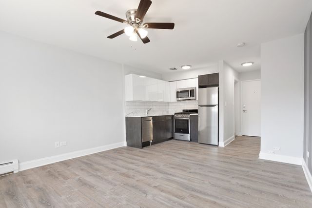 6758 N Sheridan Avenue 434, Chicago, IL 60626