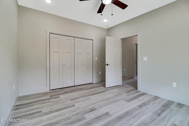 880 Allardt Hwy, Jamestown, TN 38556