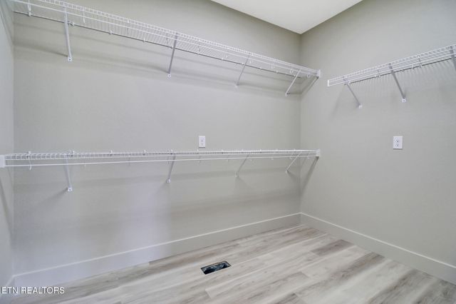 880 Allardt Hwy, Jamestown, TN 38556