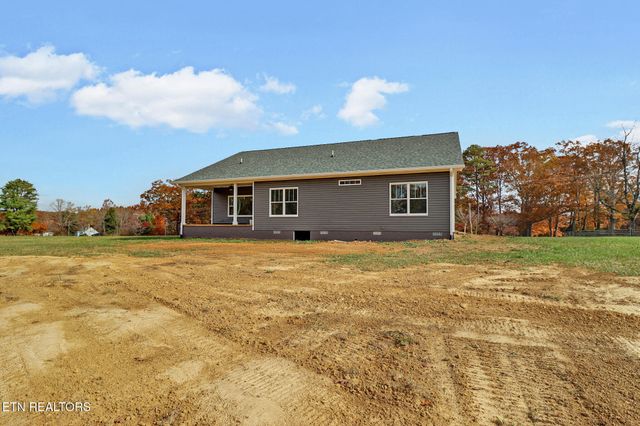 880 Allardt Hwy, Jamestown, TN 38556