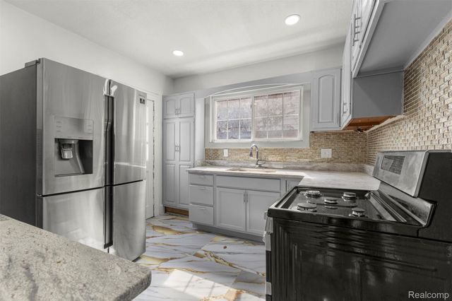 7830 Miller Road, Dearborn, MI 48126