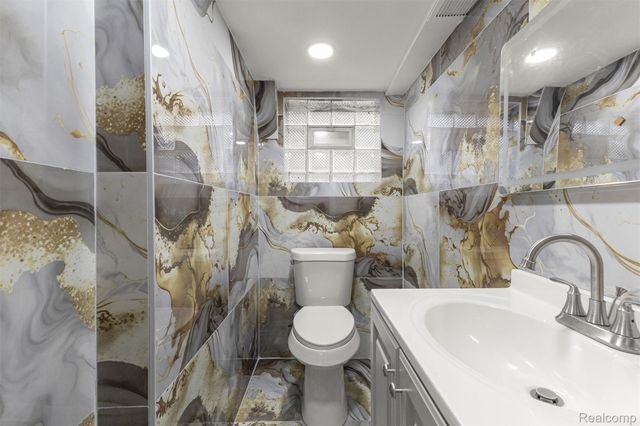 7830 Miller Road, Dearborn, MI 48126