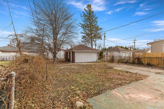 7830 Miller Road, Dearborn, MI 48126