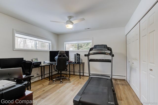 805 N Pemberton Road, Bloomfield Hills, MI 48302